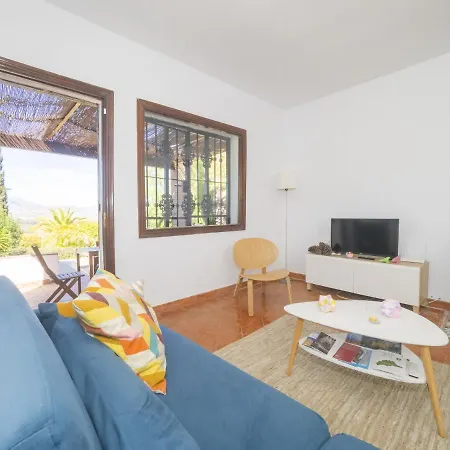 Cubo's La Maison De Mily Holiday home *